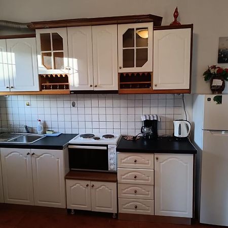 Apartment Rina Saranda Extérieur photo